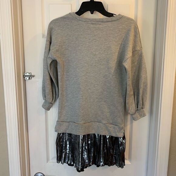 Playlyst Gray Silver Sparkle Long Sweatshirt - Picture 3 of 5